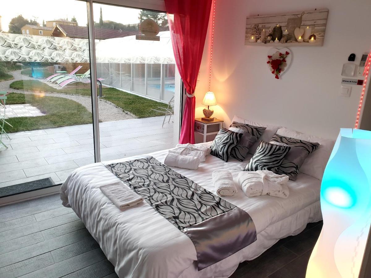 Appartement Elegant Avec Piscine Privee A Plan D'Aups Sainte Baume 55 M² Buitenkant foto